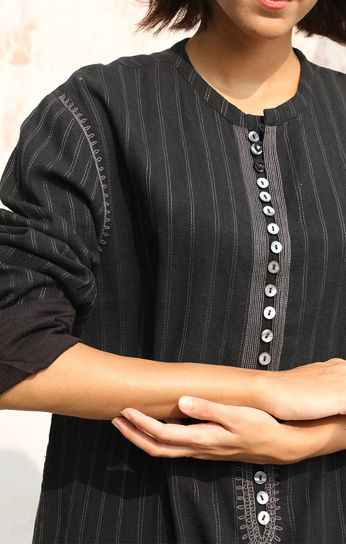 Embroidered Kurta in Charcoal