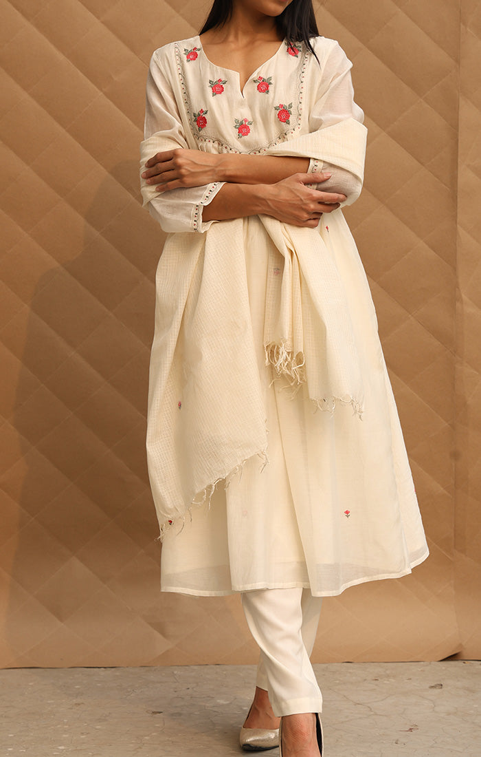 Pearl Toned Chanderi Kurta with slip, pants and dupatta