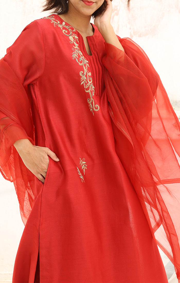 Chanderi Kurta in Scarlet Red with Palazzo and Silk Organza Dupatta.