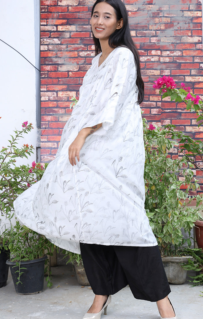 Chanderi Kurta in White with Handblock Prints with Black Chanderi Pants