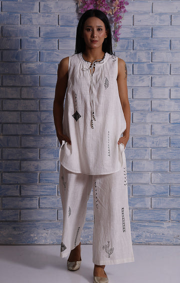 Abstract Handblock Printed Top in Soft Pearl