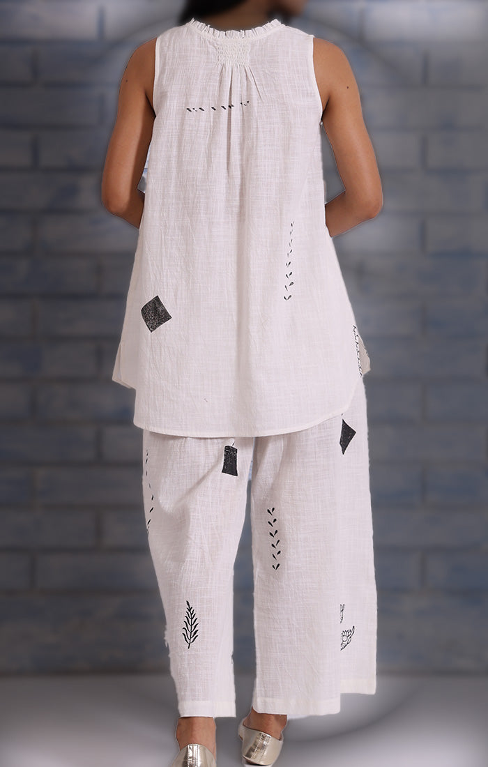 Abstract Handblock Printed Top in Soft Pearl