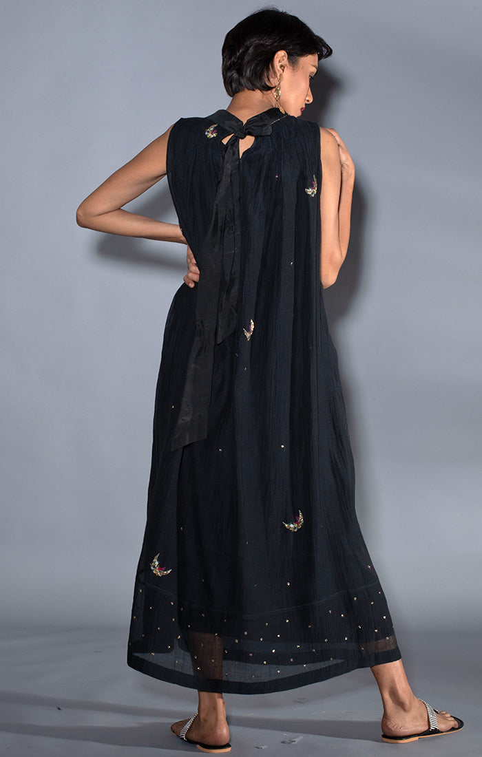 Black Dress - Long