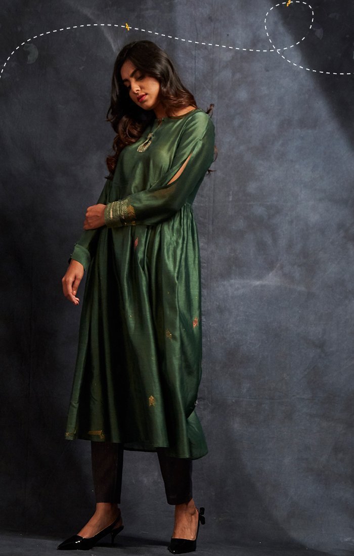 Forest Green Kurta with pants and stole